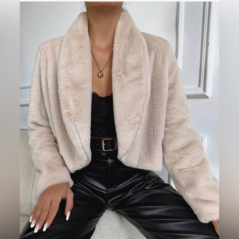 Forever 21 Cream crop Teddy Jacket
